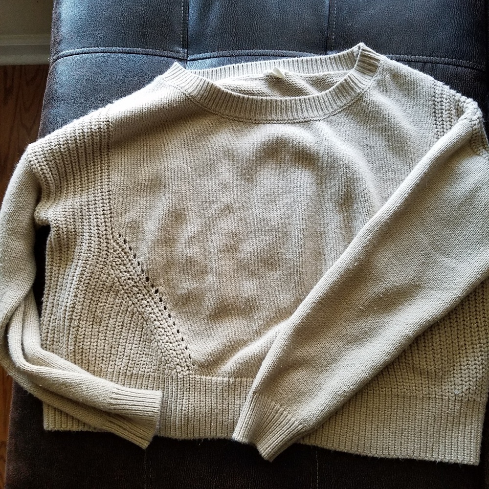 Aeropostale oatmeal color sweater